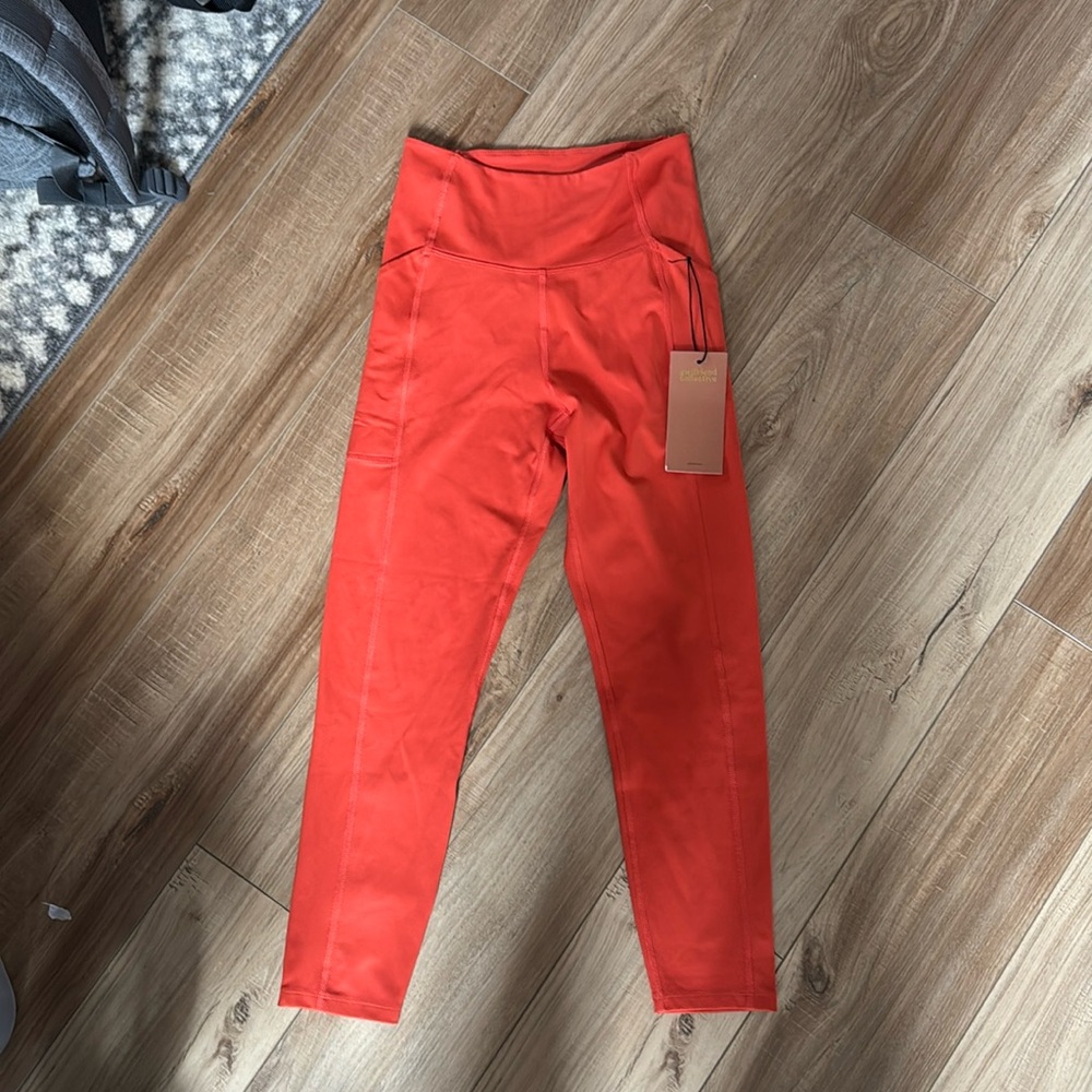 NWT Girlfriend Collective Orange Leggings Size Small